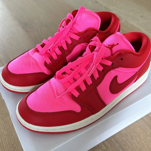 Nike Air Jordan 1 Low women’s - Picture 3 of 6